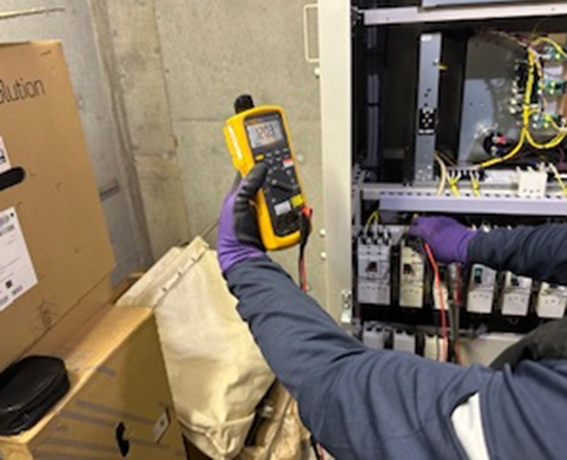 BRエンジニアリング作業風景